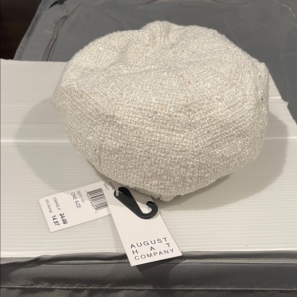 August Hats Cream Textured Cap - Picture 3 of 4